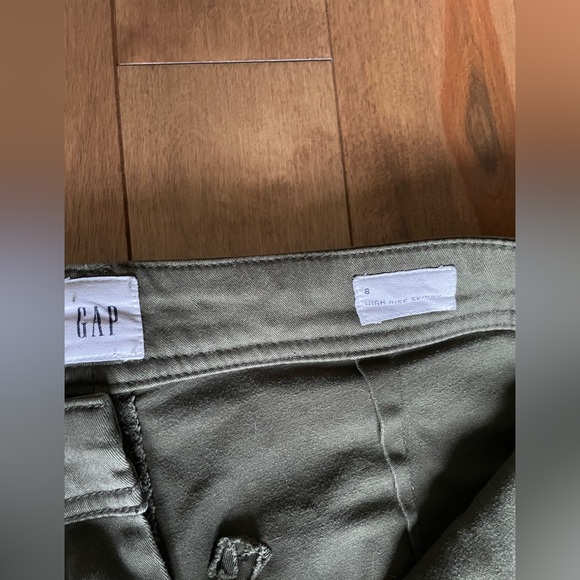 Gap Skinny Cargo - Picture 3 of 3